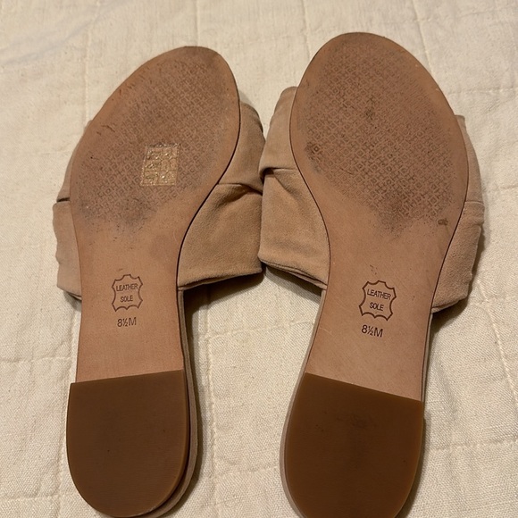 Tory Burch Annabelle bow slide, size 8.5. Tan, blush - Picture 3 of 11